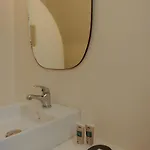Adelfia Konukevi 4*