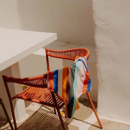 Adelfia Apartment *