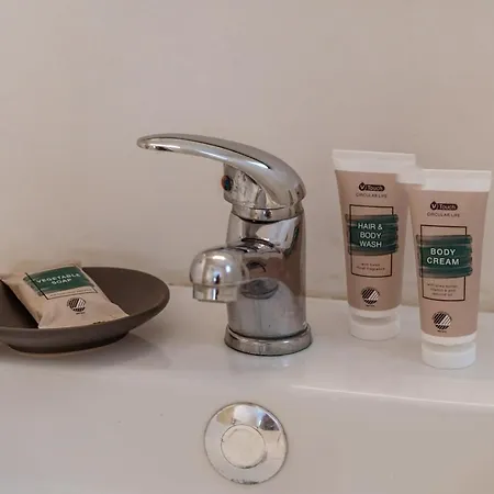 Vendégház Adelfia Párosz