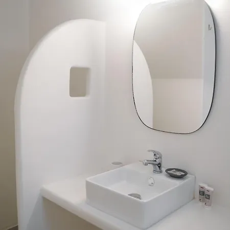 Adelfia 3* Parikia (Paros)