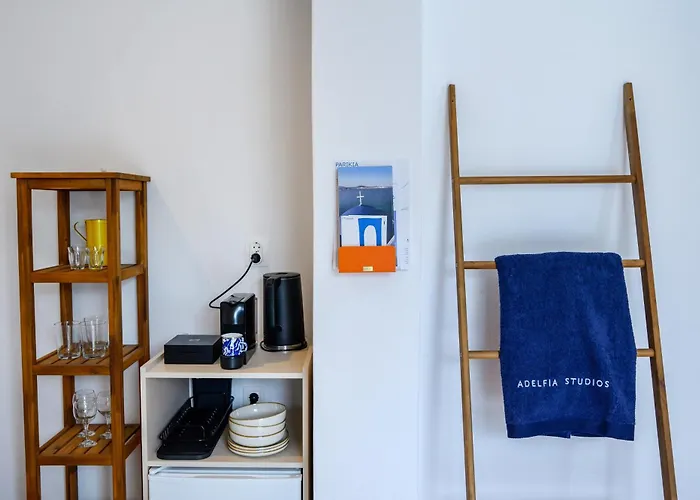 Guest house Adelfia Parikia (Paros)