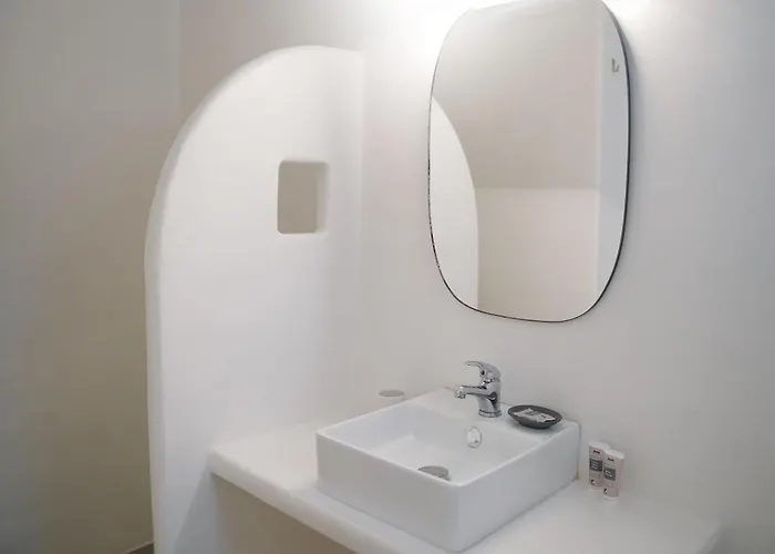 Adelfia 4* Parikia (Paros)